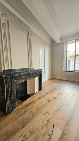 COUP DE COEUR: APPARTEMENT DE TYPE 3 avec du cachet