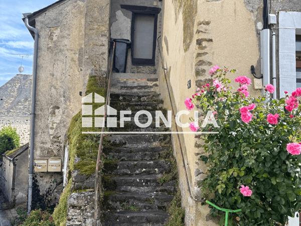 Location Appartement 3 pièces 61.57 m² - 36 RUE DE MORANNES St Denis D Anjou 53290