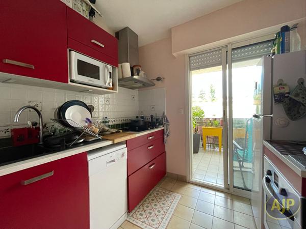 Vente appartement Saintes : 170 400 € - AJP Immobilier Saintes