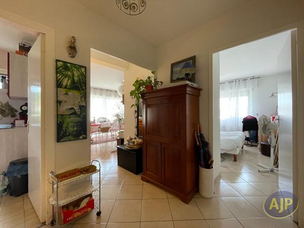 Vente appartement Saintes : 170 400 € - AJP Immobilier Saintes