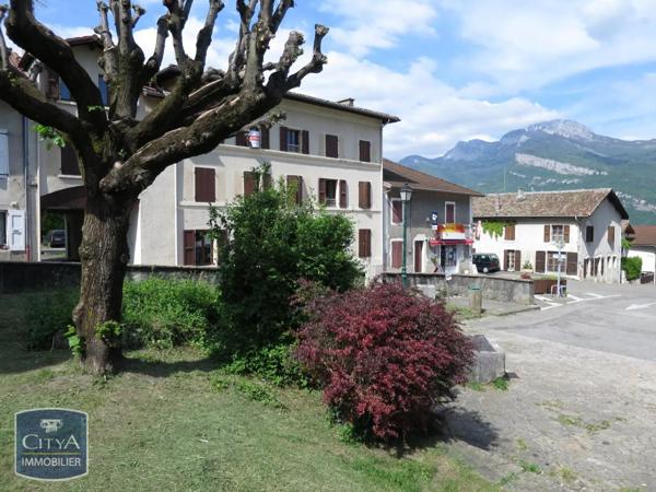 Appartement à louer 2 pièces 44m²