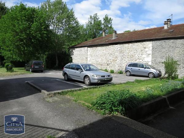 Appartement à louer 2 pièces 44m²