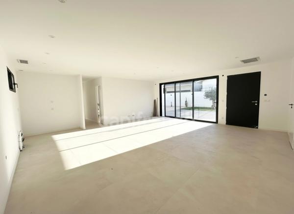 À VENDRE villa Frontignan 34 – Charmante villa de plain-pied T4 de 116 m² avec piscine – Quartier calme en fond d’impasse