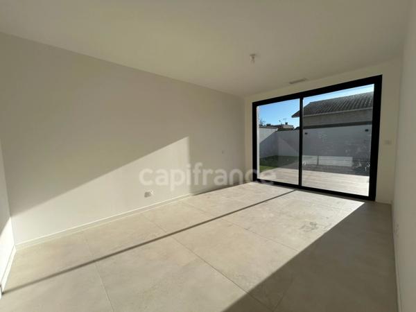 À VENDRE villa Frontignan 34 – Charmante villa de plain-pied T4 de 116 m² avec piscine – Quartier calme en fond d’impasse