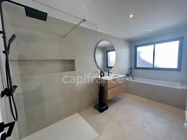 À VENDRE villa Frontignan 34 – Charmante villa de plain-pied T4 de 116 m² avec piscine – Quartier calme en fond d’impasse