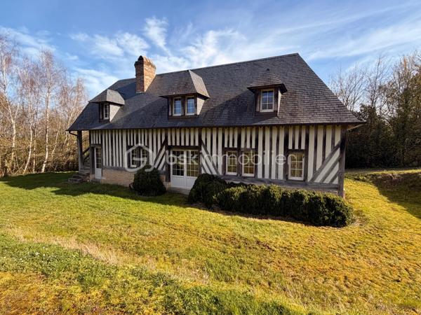 Manoir de 1 500 m²