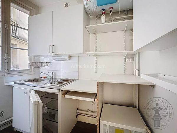 Vente                                                      Appartement
                        
                     2 pièces                      33 m2                     à Paris 13