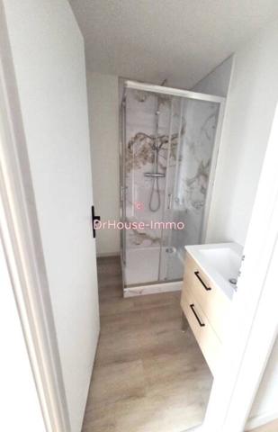 Immeuble à vendre 24 pièces de 482 m²