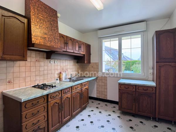 Maison à vendre 6 pièces, 5 chambres, jardin, toutes commodités à pied à 15 min de Rennes