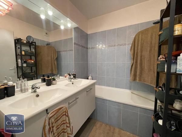 Appartement à louer 3 pièces 64.34m²