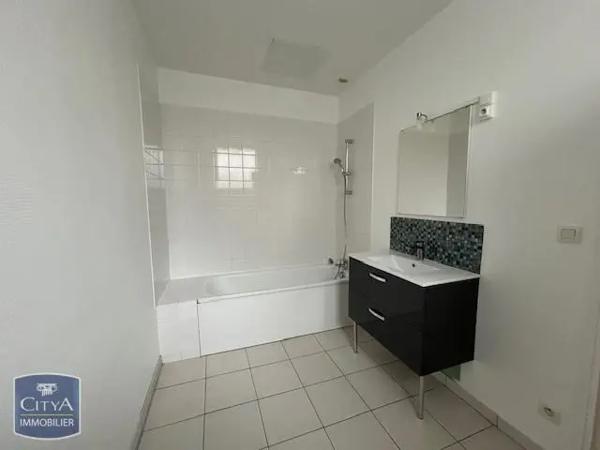 Appartement à louer 2 pièces 53m²