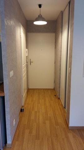 Studio 28m2 avec balcon et place de parking