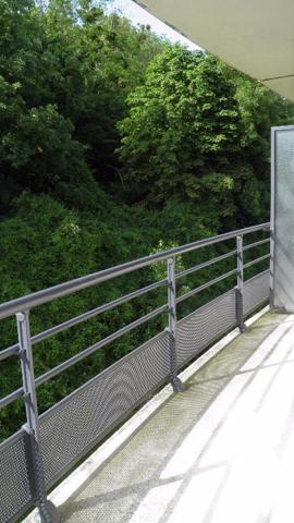 Studio 28m2 avec balcon et place de parking