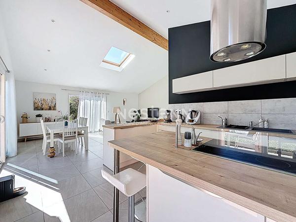 A VENDRE - AUCAMVILLE - Maison T5 de plain-pied, lumineuse, avec garage isolé et jardin paysagé ? Aucun travaux à prévoir