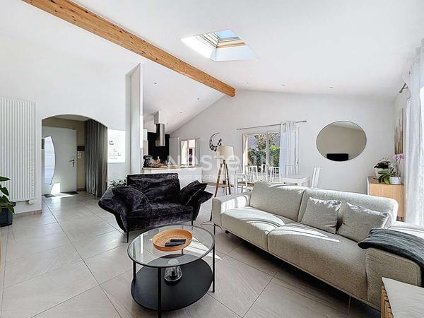 A VENDRE - AUCAMVILLE - Maison T5 de plain-pied, lumineuse, avec garage isolé et jardin paysagé ? Aucun travaux à prévoir