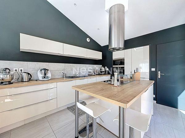 A VENDRE - AUCAMVILLE - Maison T5 de plain-pied, lumineuse, avec garage isolé et jardin paysagé ? Aucun travaux à prévoir