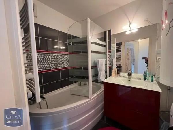 Appartement à louer 3 pièces 65.56m² Cherbourg-en-Cotentin (50100)