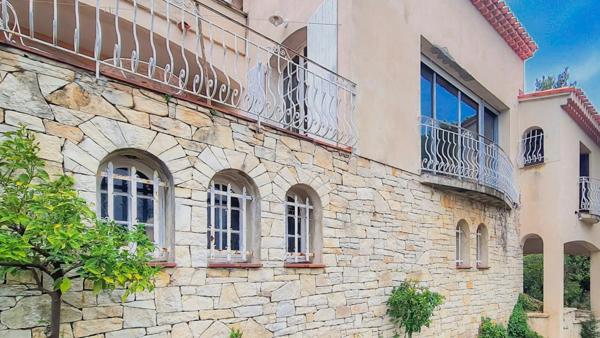 À vendre, Villa 183 m² + Appartement de 80 m², Terrain 1 110 m², Sausset Les Pins, PACA (13)
