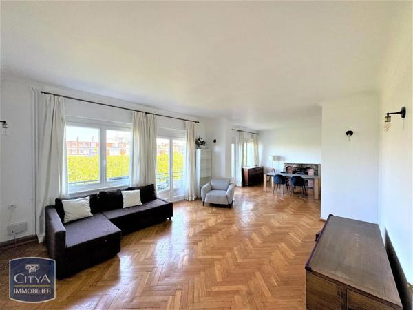 Appartement à louer 4 pièces 136.04m² Lille (59000)