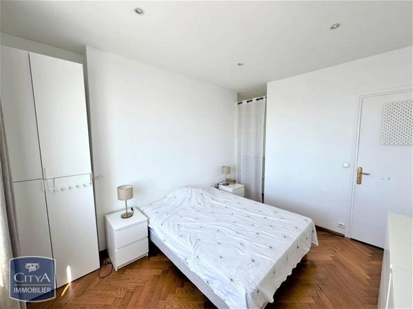Appartement à louer 4 pièces 136.04m² Lille (59000)