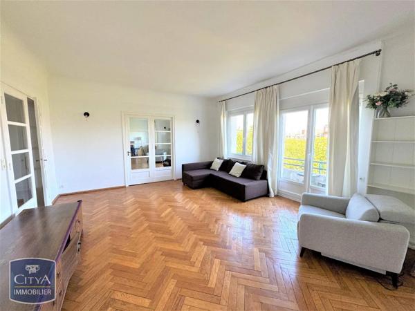 Appartement à louer 4 pièces 136.04m² Lille (59000)
