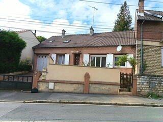 À vendre - Maison mitoyenne 1 côté, 10 pièces située à Noyon (60400)