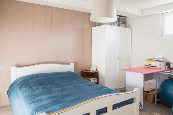 Maison sur sous-sol avec 1800 m² de terrain