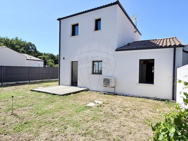 Maison 3 chambre(s) à vendre - Étaules, Charente-Maritime - 17