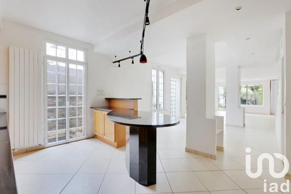 Maison 5 pièces de 174 m² à Saint-Cloud (92210)