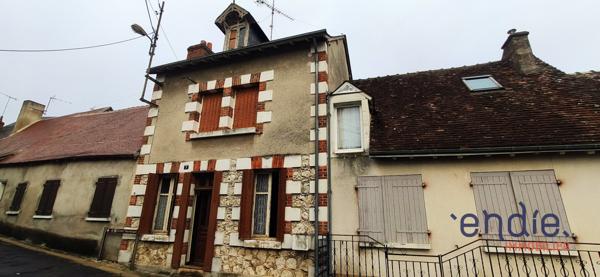 Maison centre ville de CHATILLON-SUR-INDRE