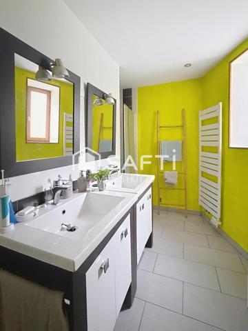 Corps de ferme de charme à 20mn de Genève