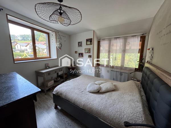 Corps de ferme de charme à 20mn de Genève