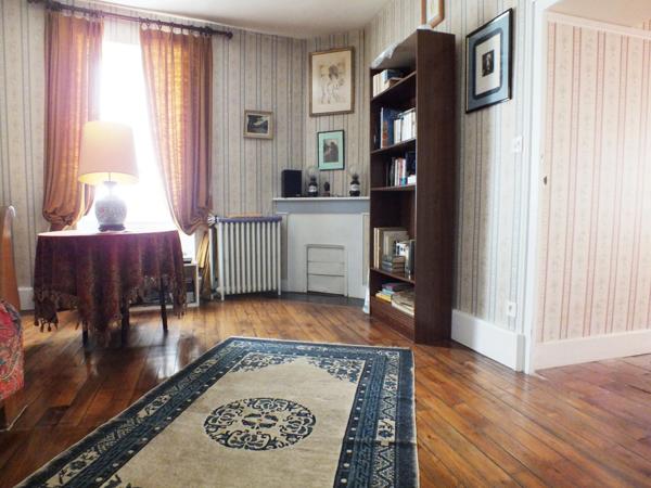 Dpt Côte d'Or (21), à vendre SEMUR EN AUXOIS propriete P15