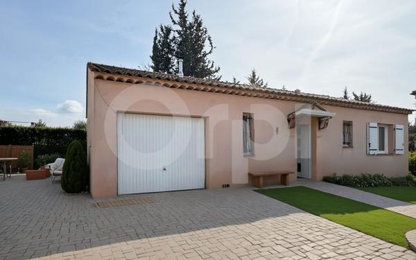 Maison à vendre    4 pièces •  La Crau