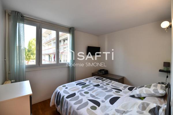 Appartement de trois pièces! Ravalement réglé par le propriétaire !