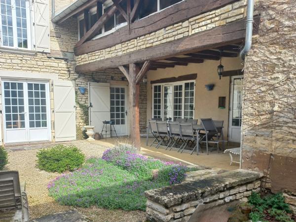 Maison de charme à vendre 6 pièces à SAINT VINNEMER (89) et son terrain de 700m²