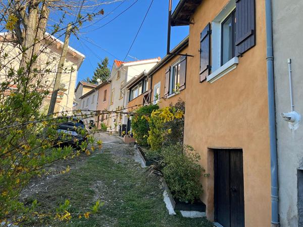 Maison Pleine de Charme - Neyron 5 pièces 136m² environ