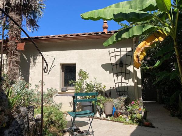 Maison en pierre sans travaux à Cahors avec jardin