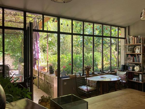 Maison en pierre sans travaux à Cahors avec jardin