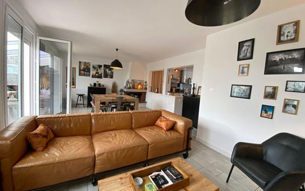 Maison à vendre    7 pièces •  Équeurdreville-Hainneville