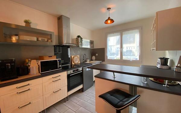 Maison à vendre    7 pièces •  Équeurdreville-Hainneville