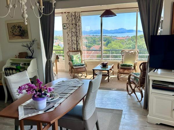 Appartement à FREJUS, 83370 - 2 pièces 67m²