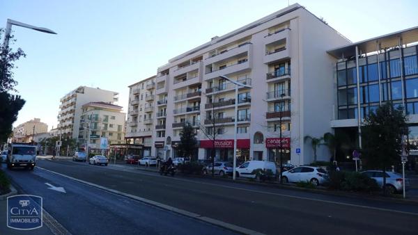 Appartement à louer 3 pièces 54m²