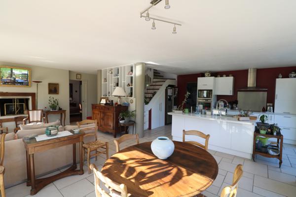 Carnac (56340) SPACIEUSE ET CONFORTABLE MAISON CONTEMPORAINE PROCHE CARNAC BOURG