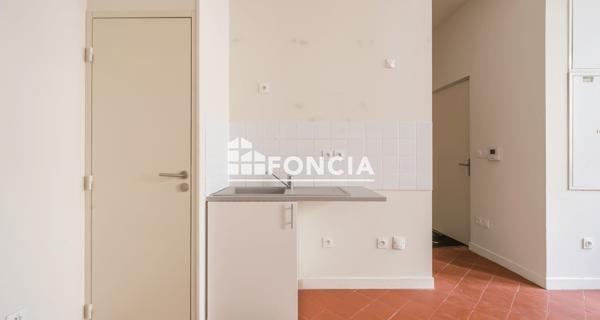 À vendre Studio 35.27 m² - Nîmes 30000