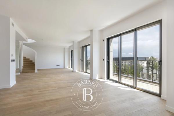 Neuilly-sur-Seine, Penthouse 4 Chambres -  203 m² à vendre