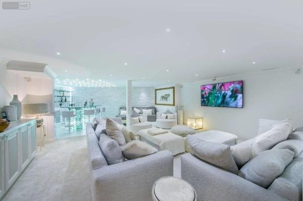 Chalet à vendre à La Perrière en Savoie (73120), ref : IP23631