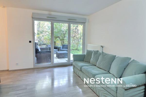 Appartement rez-de-jardin Saint Priest Revaison 3 pièces 58 m2, terrasse, jardin 24.4m2, garage fermé en sous-sol