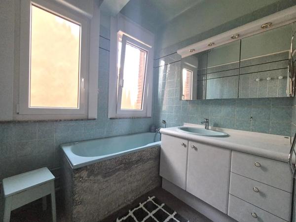Maison à vendre 10 pièces 165m² Oignies (62590)