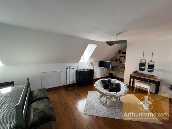 Vente                                                      Maison
                        
                     6 pièces                      196 m2                     à Arzenc-d'Apcher